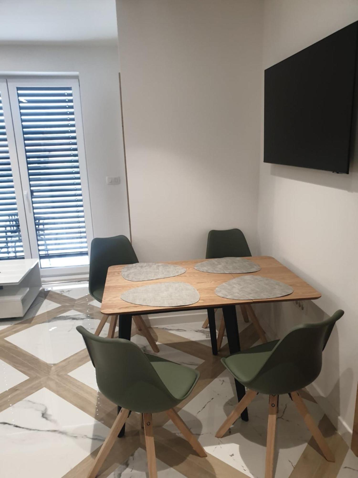 Palar Apartment Любляна Екстериор снимка