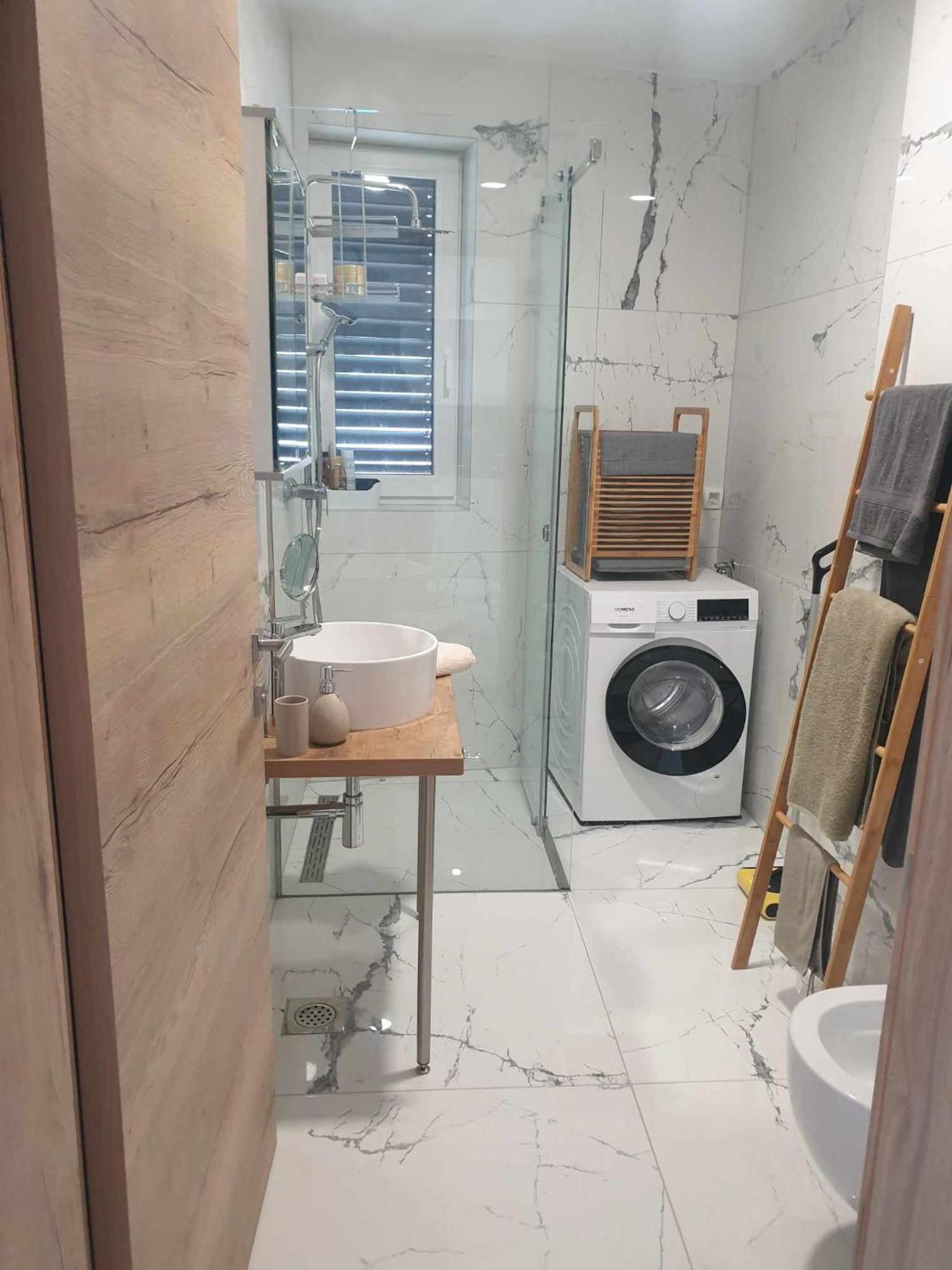 Palar Apartment Любляна Екстериор снимка